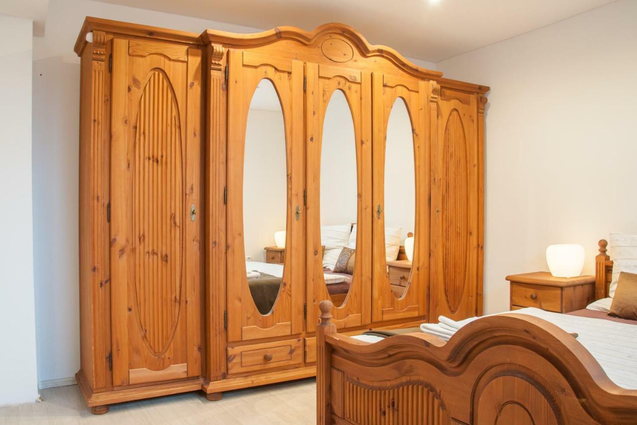 Appartamento Apartmán Železnice Esterno foto